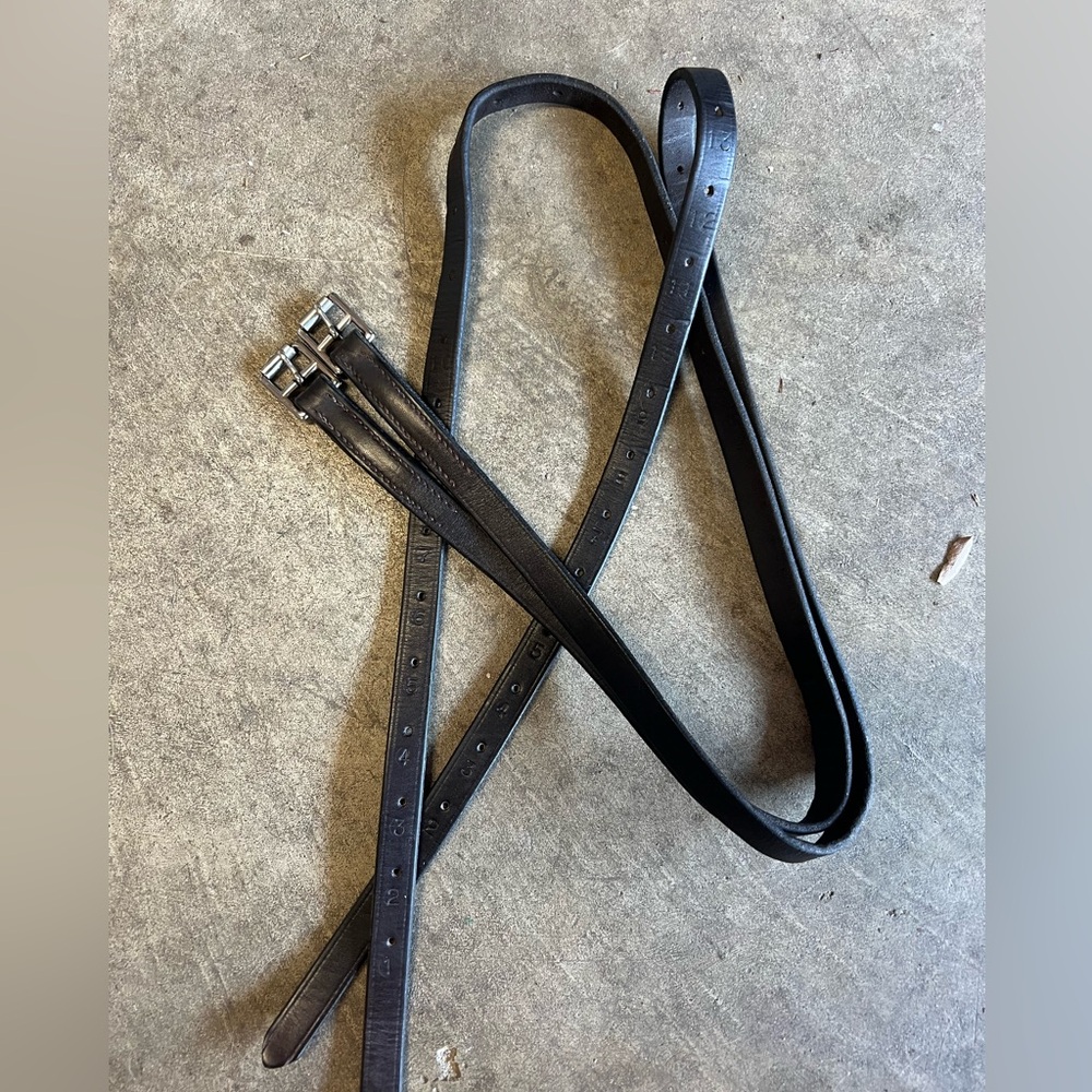 48” brown stirrup leathers - Picture 1 of 2
